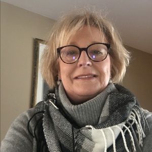 Meet your Posher, Dianne